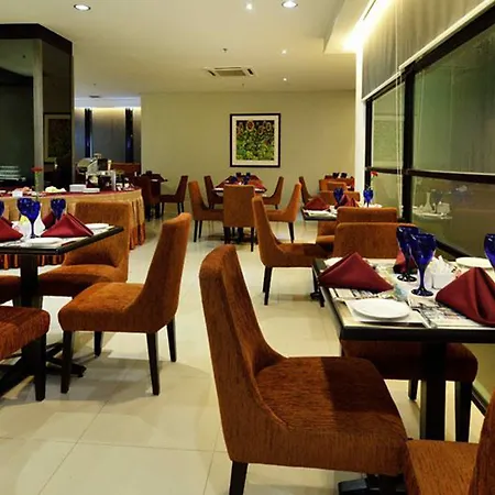 Holiday Villa Hotel & Suites Kota Bharu - Wakaf Che Yeh, Night Market-3