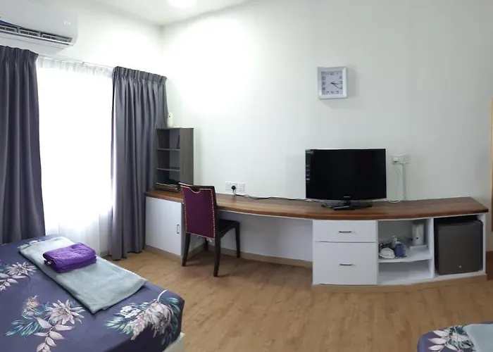 Ummi Guestroom